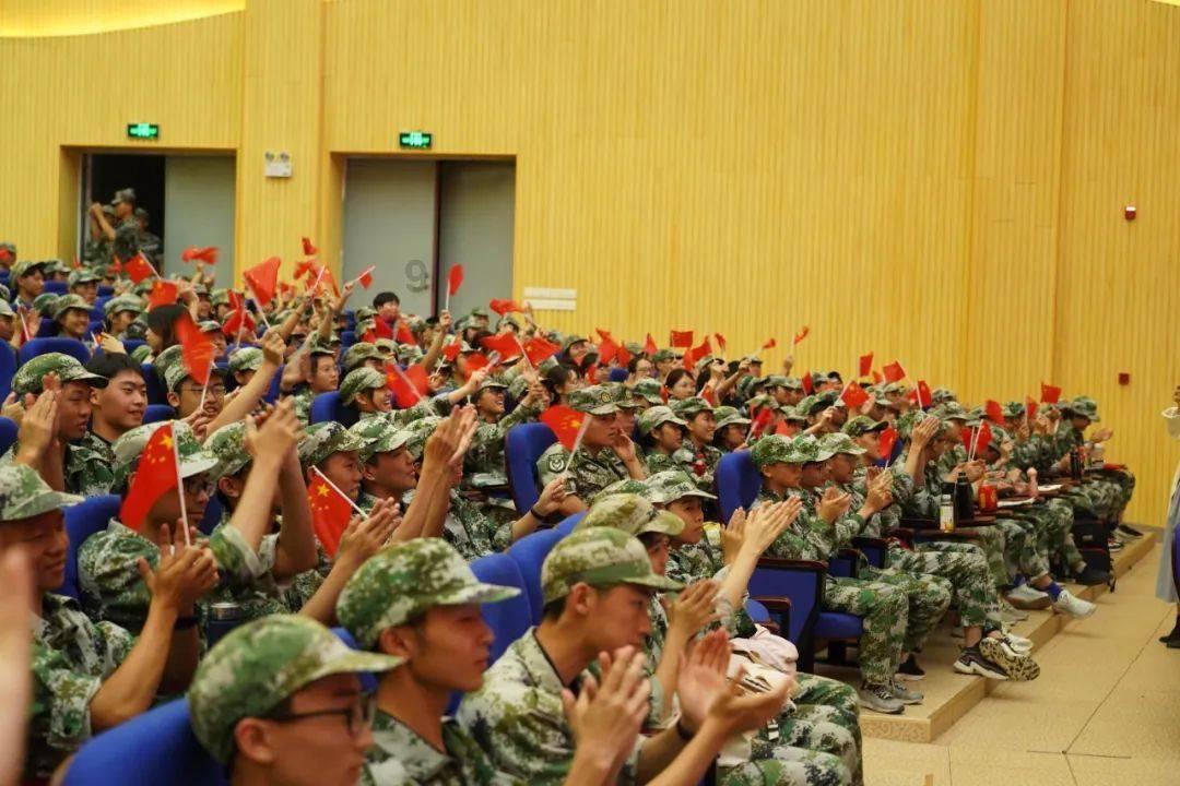 都说袁崇焕的“城墙大炮”战术十分高明，大明为何没能转危为安？游戏画面